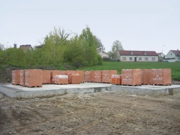 S výstavbou domu začali v Marci 2013