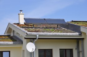 Prebytočné kapacity u starších solárnych systémov ponechajte v zálohe