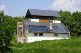 Slováci uprednostňujú slnečné kolektory ako zdroj teplej vody