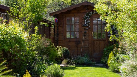 Tipy na výber záhradného domčeka