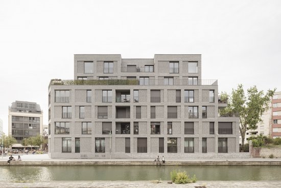 3. kategória „Living together“ 88 bytových jednotiek + 1 prevádzka - Rue Danton, Pantin (Francúzsko)_1_s