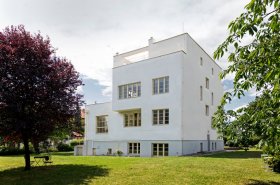 Slávne vily Prahy. Akú majú históriu a čo ukrývajú?