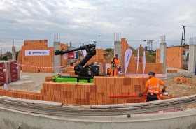 Murovací robot WLTR stavia svoj prvý dom na Slovensku