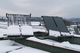 Šetrite svoje financie pomocou termických kolektorov. V zime sa slnečné kolektory väčšinou nemontujú, ale fungujú aj vtedy
