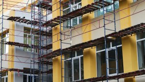 Bratislavský kraj chce modernizovať osem stredných škôl. Vďaka zatepleniu a obnoviteľným zdrojom ušetria na energiách