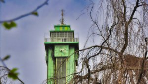 Zlaté české ručičky vracajú lesk hodinám Novej radnice