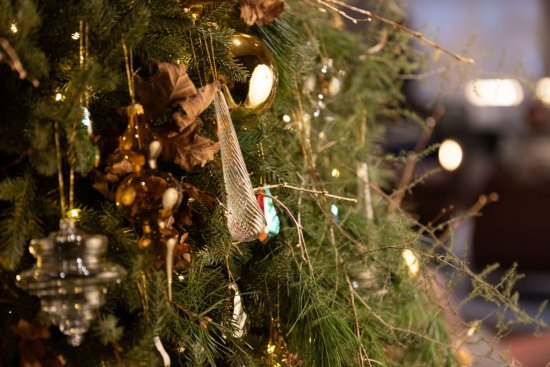 Každý prvok je ručne vytvorený priamo pre tento priestor.