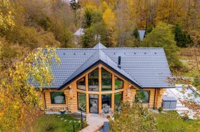 Jedľa? A dom hneď vedľa!