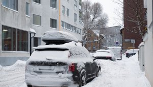 Garáž v Bratislave za cenu domčeka na strednom Slovensku. Ceny stojísk tlačí nahor nedostatok miest a rastúci počet áut
