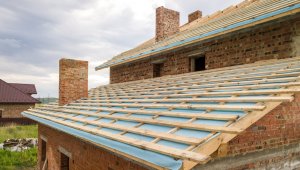 Rekonštruujeme strechu. Akú krytinu vybrať aby dlho a dobre slúžila?