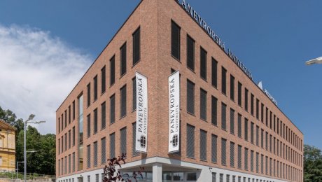 V areáli bývalých vinárskych podnikov vyrástol kampus Paneurópskej univerzity