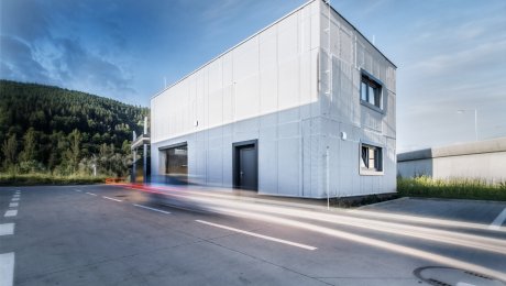 Stavebná skupina HSF System postavila prvú 3D tlačenú autoumyváreň na Slovensku