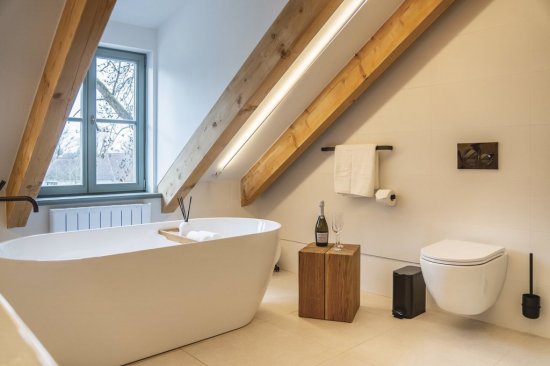 V zámockej Taverne sú už dokončené prvé dva ukážkové apartmány - jeden rodinný a jeden svadobný.