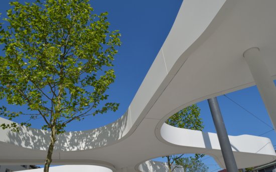 Stanica vo Freiburgu disponuje efektnými tvarmi. foto: Uellue