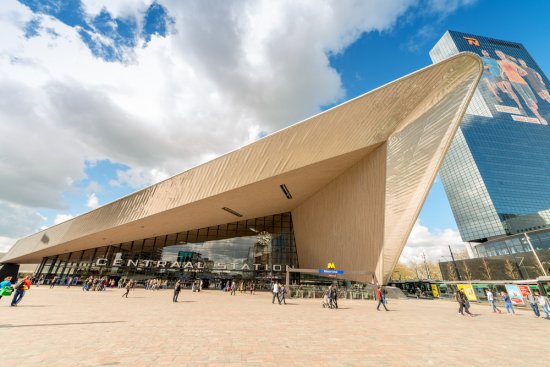 Stanica Rotterdam Centraal slúži ako významný dopravní uzol. foto: GagliardiPhotography