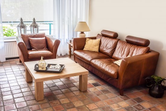 Obývacie izby Holanďanov bývajú plné kvalitného nábytku. Zdroj: Semmick Photo, Shutterstock