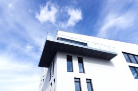 Keď dom, tak murovaný a aspoň pasívny. Novostavby môžu pokryť väčšinu spotreby z vlastných zdrojov.