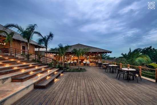 Zuri Zanzibar Hotel & Resort leží v dedine Kendwa na severozápadnom pobreží ostrova Unguja.